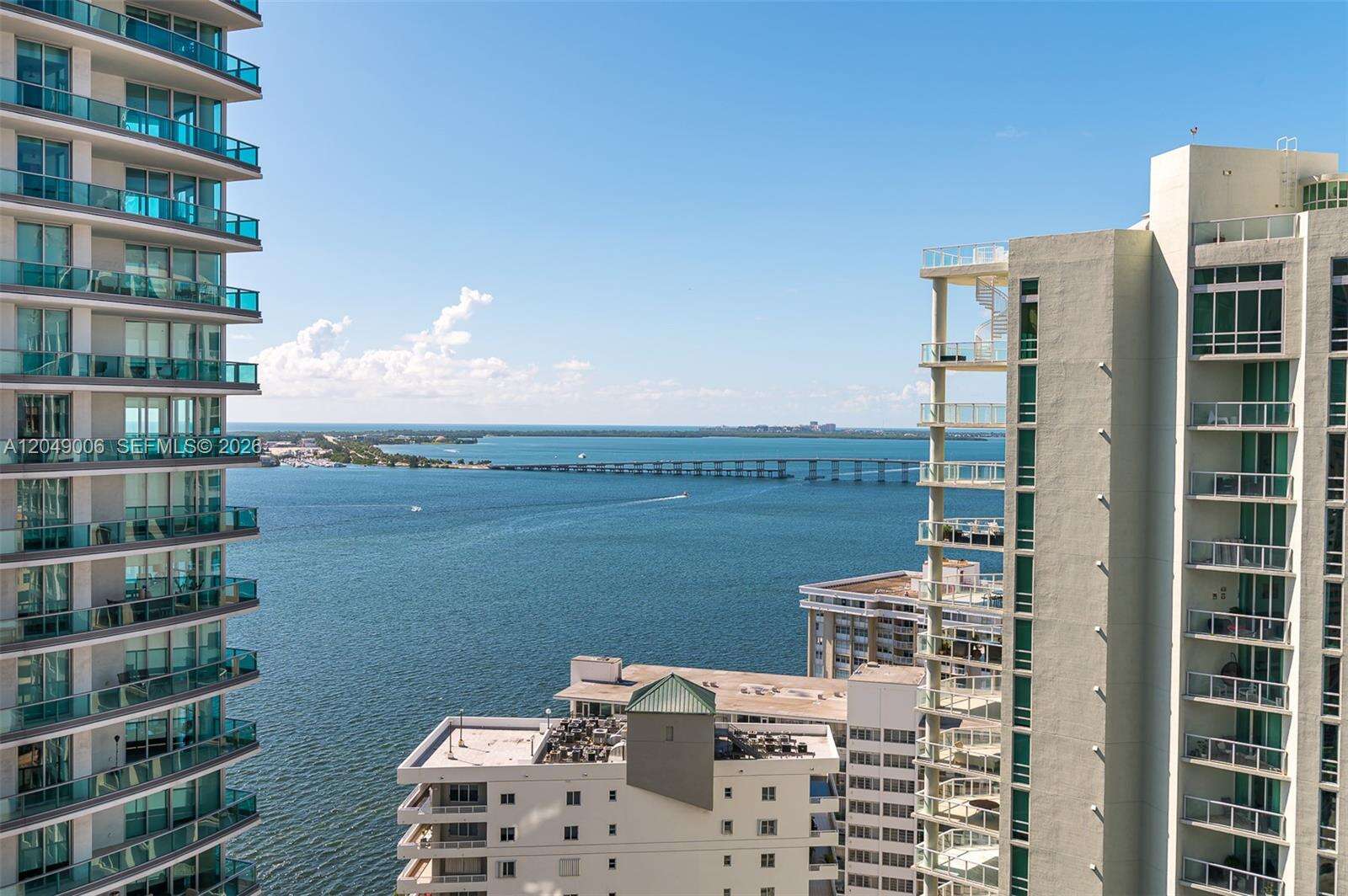 Brickell House at 1300 Brickell Bay Dr, Miami, FL 33131 - For Rent photo 8