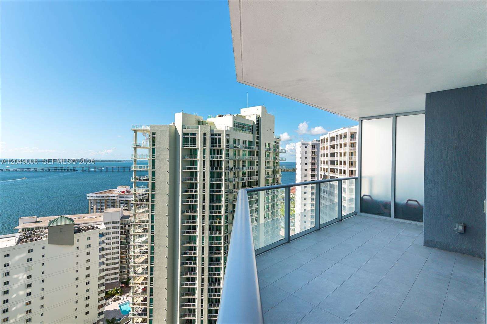 Brickell House at 1300 Brickell Bay Dr, Miami, FL 33131 - For Rent photo 9