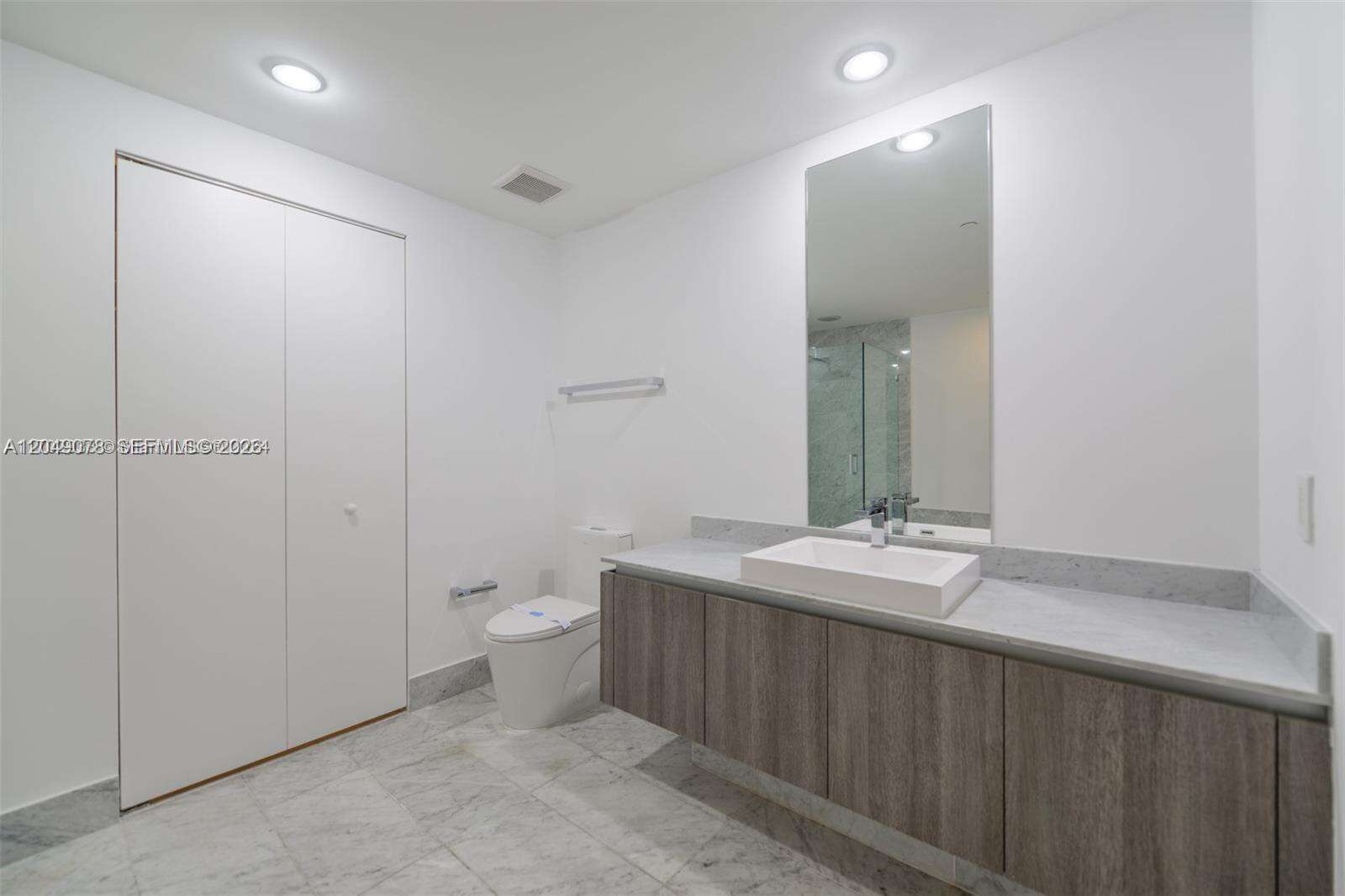 Sls Lux at 801 Miami Ave, Miami, FL 33130 - For Rent photo 21