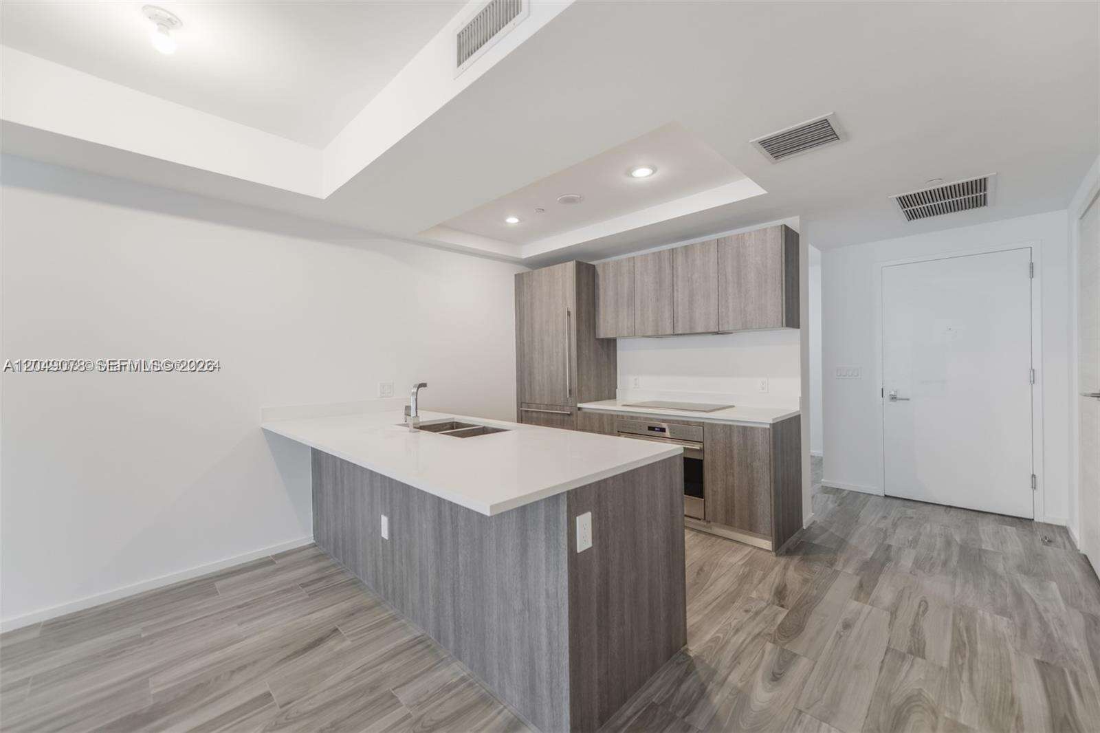Sls Lux at 801 Miami Ave, Miami, FL 33130 - For Rent photo 6