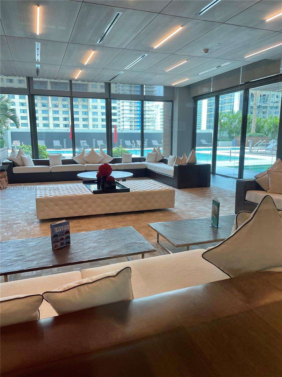 The Bond On Brickell at 1080 Brickell Ave, Miami, FL 33131 - For Rent photo 11