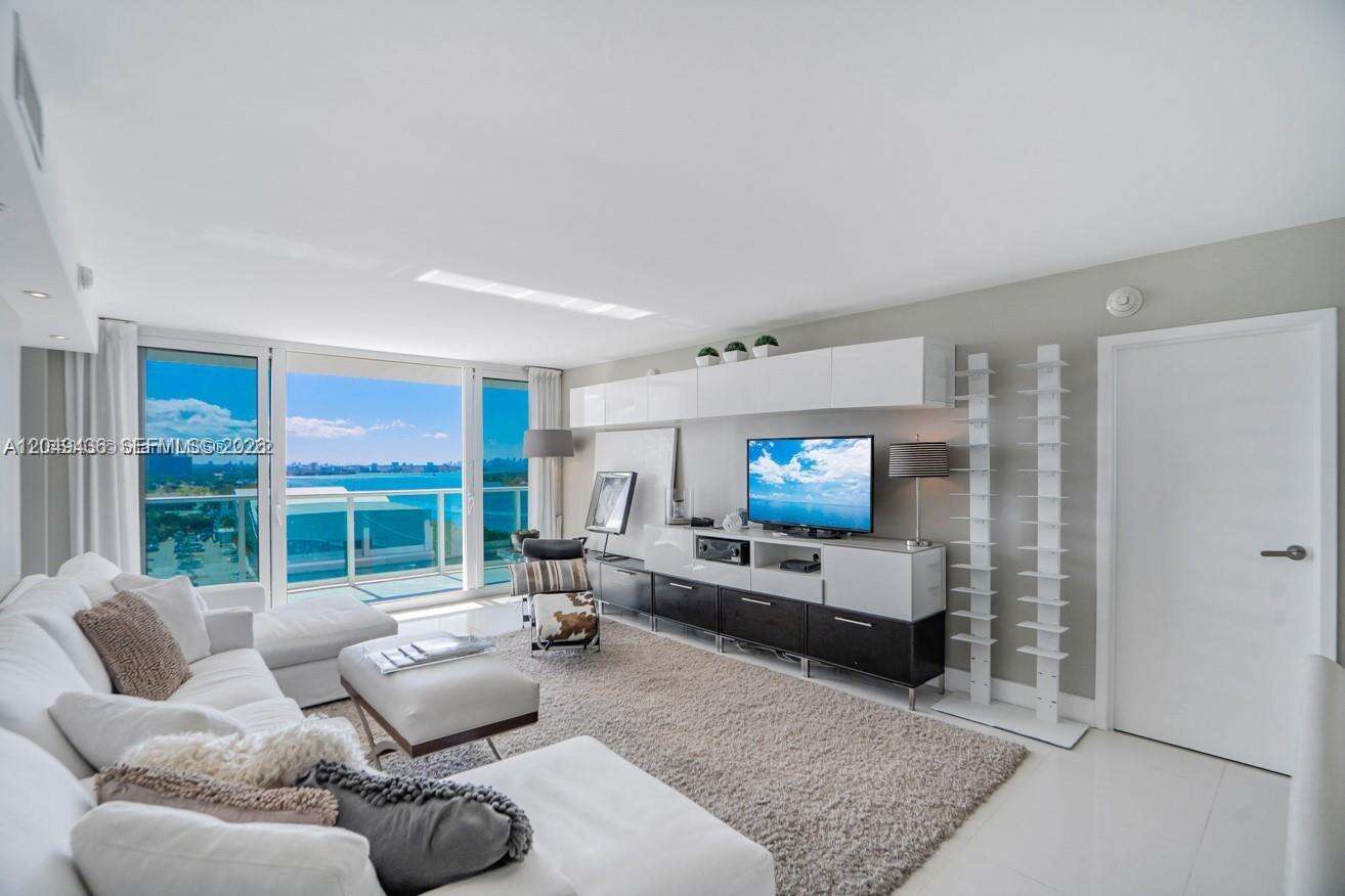 Arlen House at 100 Bayview Dr, Sunny Isles Beach, FL 33160 - For Rent photo 2