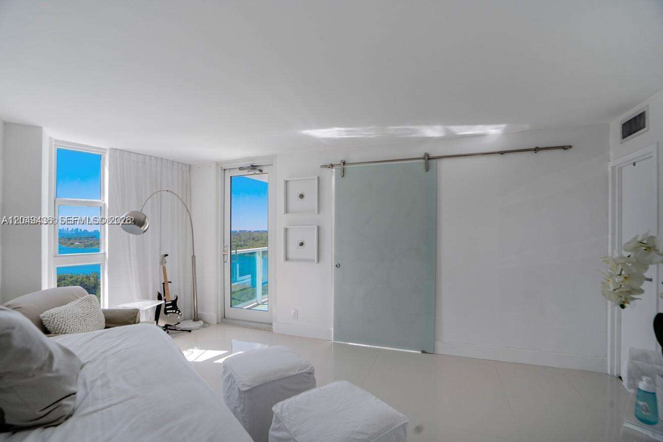 Arlen House at 100 Bayview Dr, Sunny Isles Beach, FL 33160 - For Rent photo 17