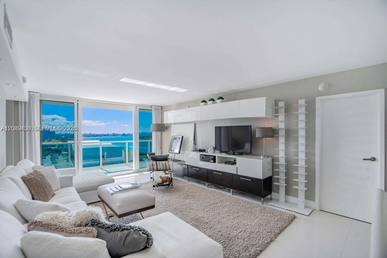 Arlen House at 100 Bayview Dr, Sunny Isles Beach, FL 33160 - For Rent photo 20
