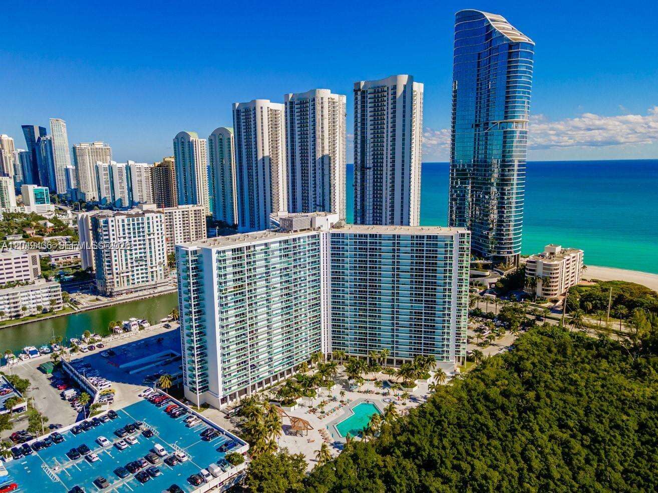 Arlen House at 100 Bayview Dr, Sunny Isles Beach, FL 33160 - For Rent photo 29
