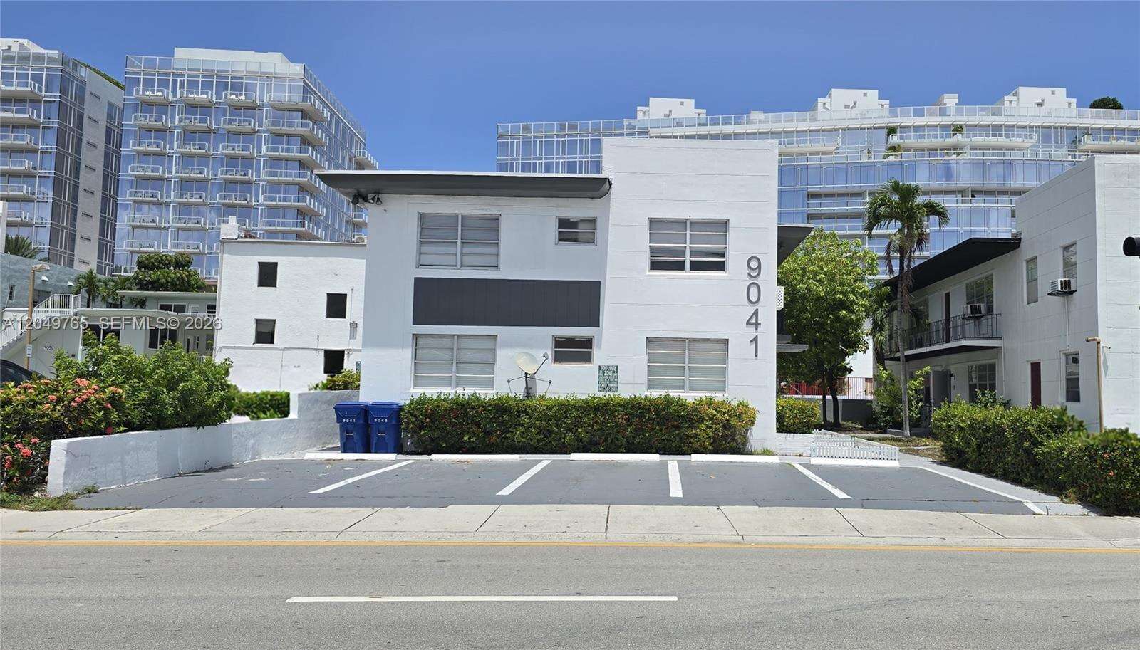 Altos Del Mar No 4 Condos for Sale & Rent | Picture 1