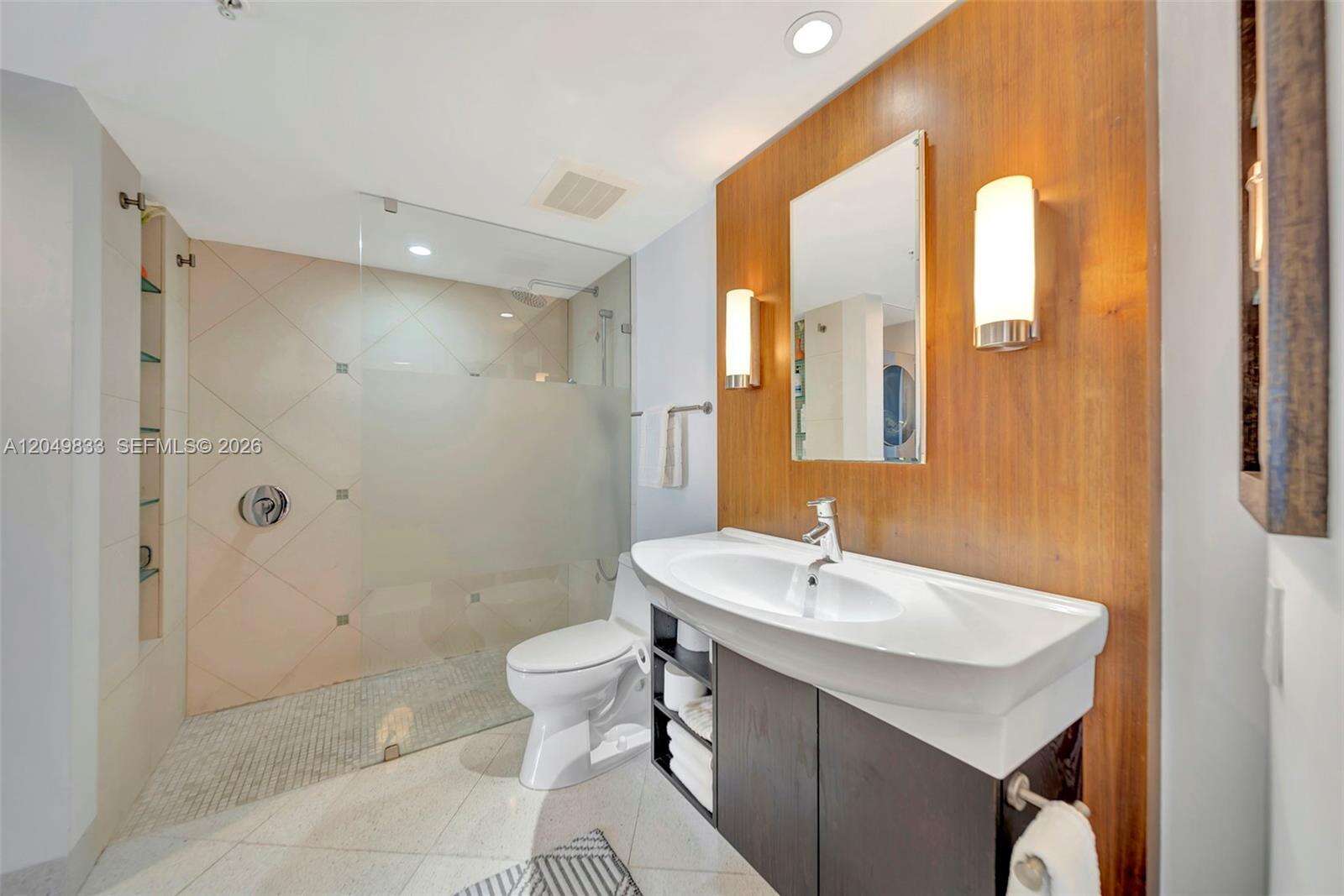 Opera Tower at 1750 Bayshore Dr, Miami, FL 33132 - For Rent photo 18