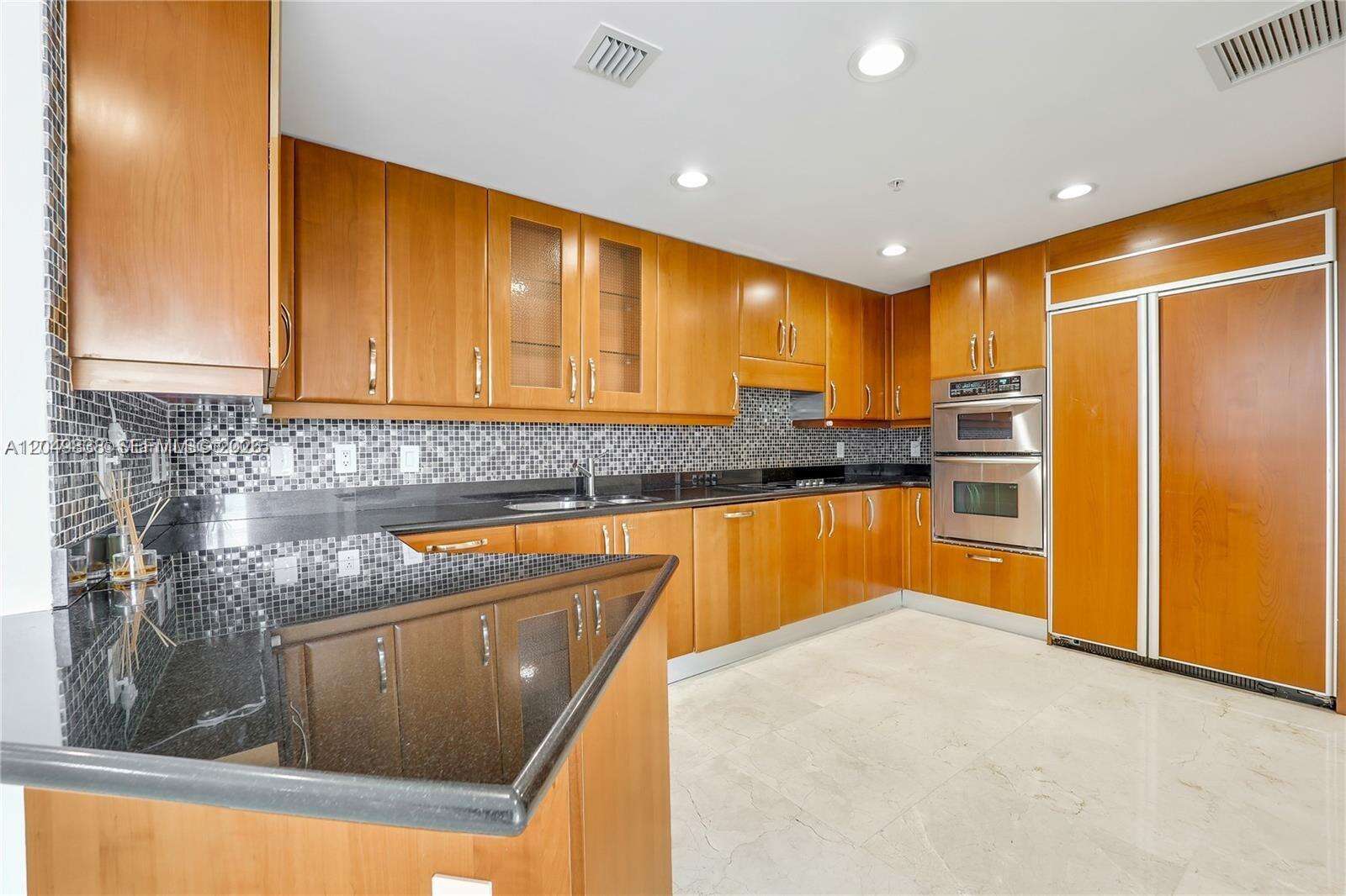 The Parc at 19400 Turnberry Way, Aventura, FL 33180 - For Rent photo 3