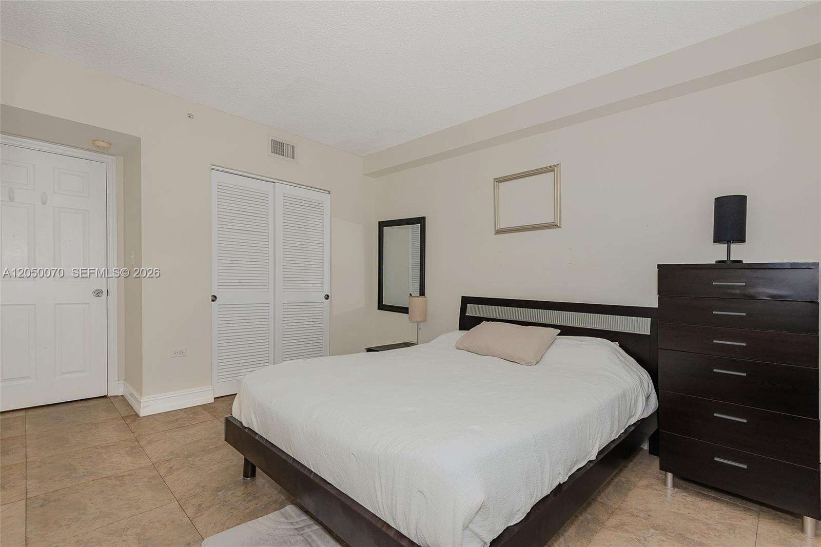 Flamingo South Beach at 1500 Bay Rd, Miami Beach, FL 33139 - For Rent photo 18