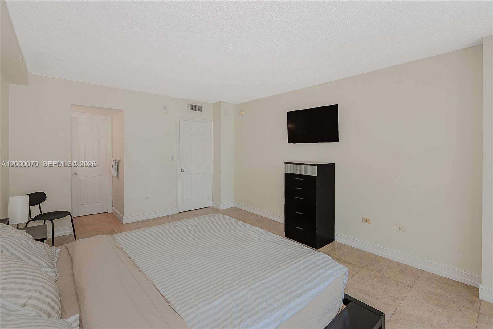 Flamingo South Beach at 1500 Bay Rd, Miami Beach, FL 33139 - For Rent photo 25