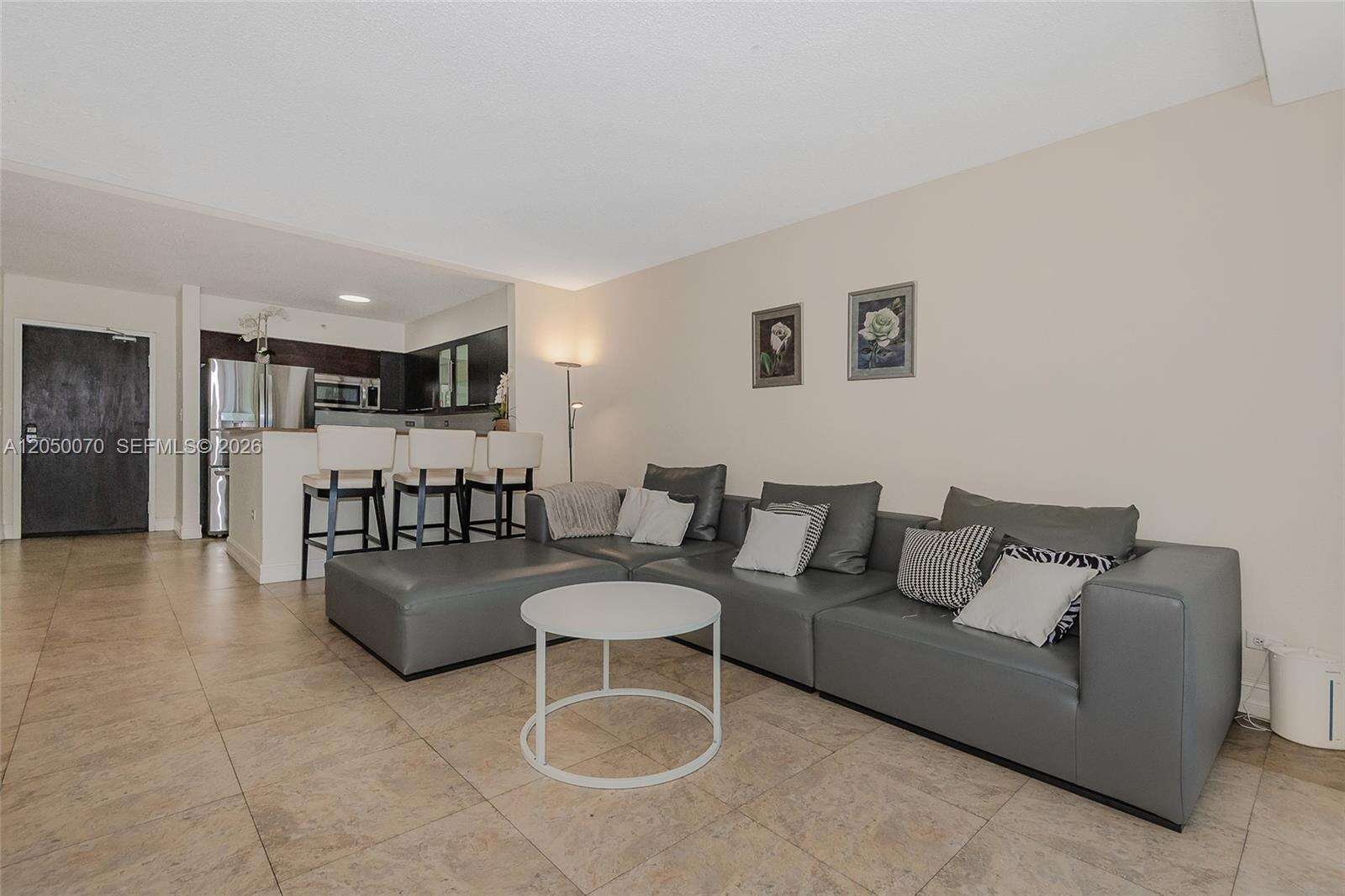 Flamingo South Beach at 1500 Bay Rd, Miami Beach, FL 33139 - For Rent photo 4