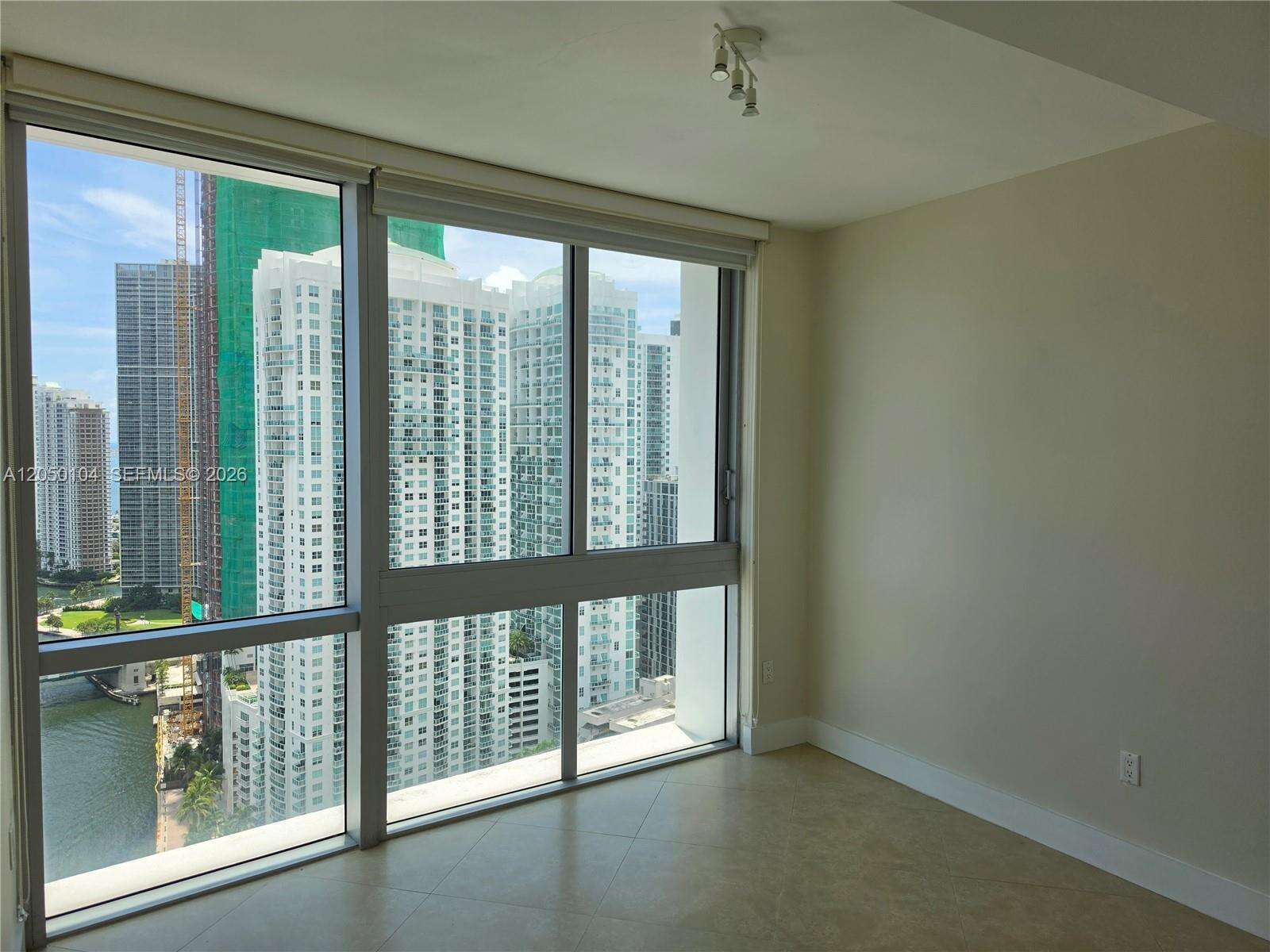 Wind By Neo at 350 Miami Ave, Miami, FL 33130 - For Rent photo 8