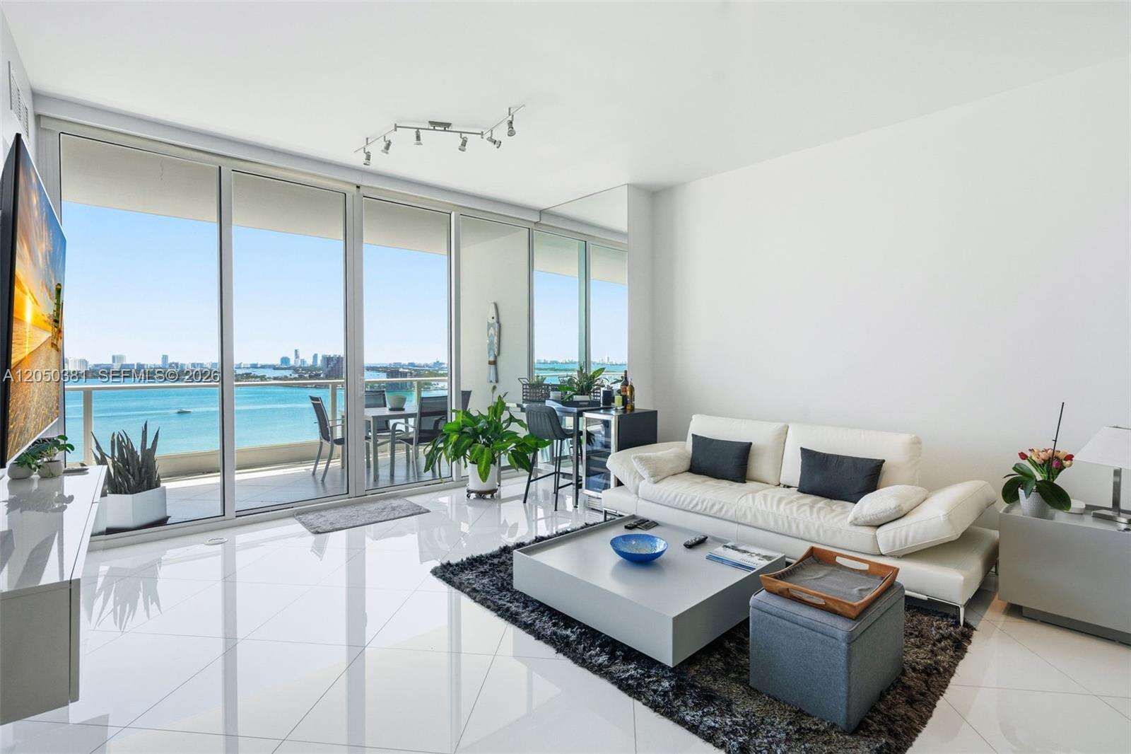 Paramount Bay at 2020 Bayshore Dr, Miami, FL 33137 - For Rent photo 2