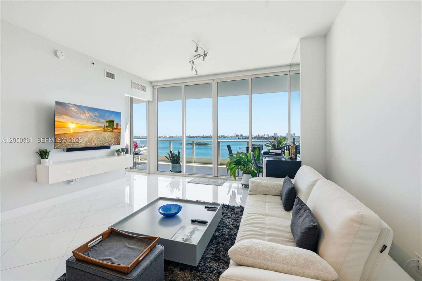 Paramount Bay at 2020 Bayshore Dr, Miami, FL 33137 - For Rent photo 6