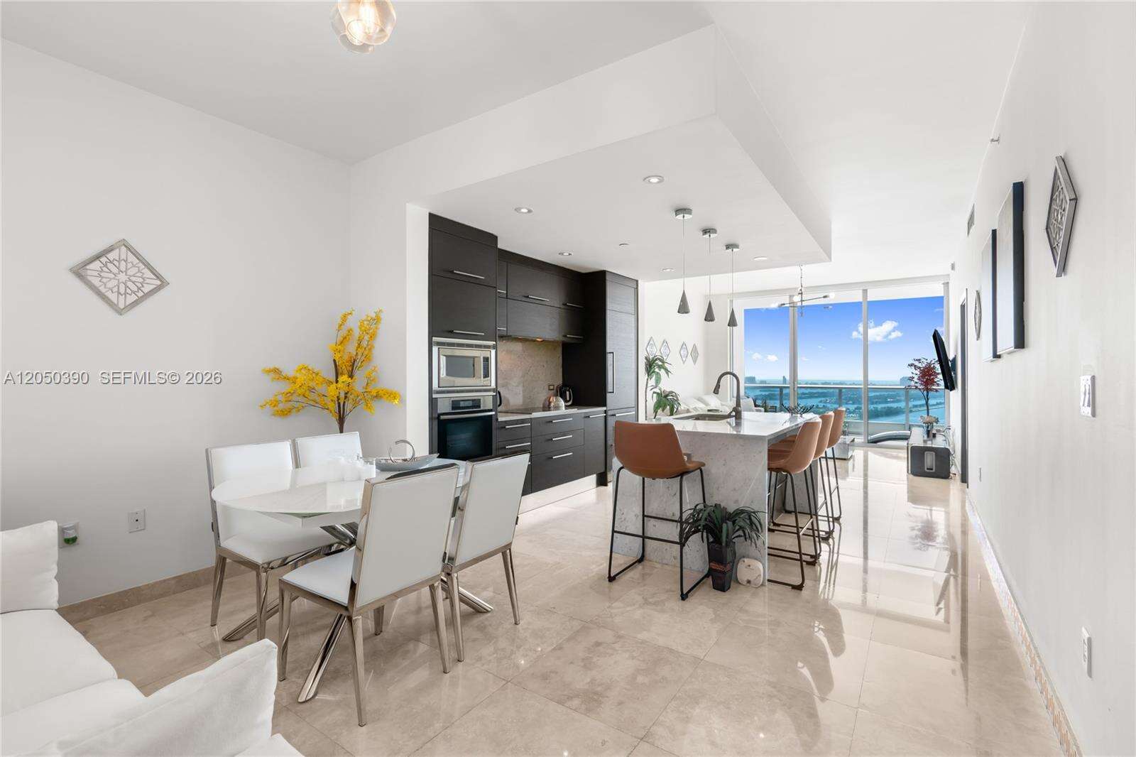 900 Biscayne at 900 Biscayne Blvd, Miami, FL 33132 - For Rent photo 11