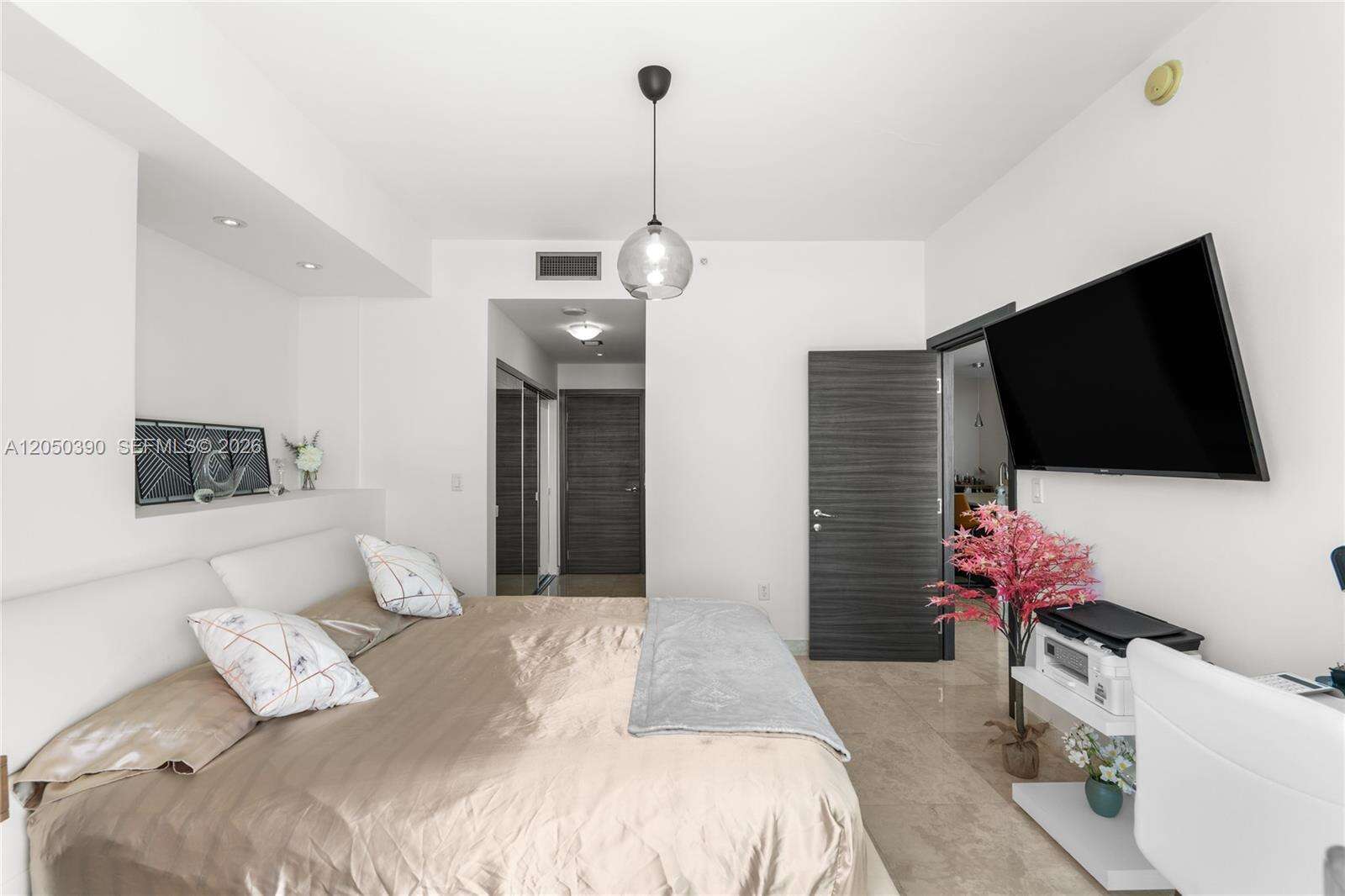 900 Biscayne at 900 Biscayne Blvd, Miami, FL 33132 - For Rent photo 33