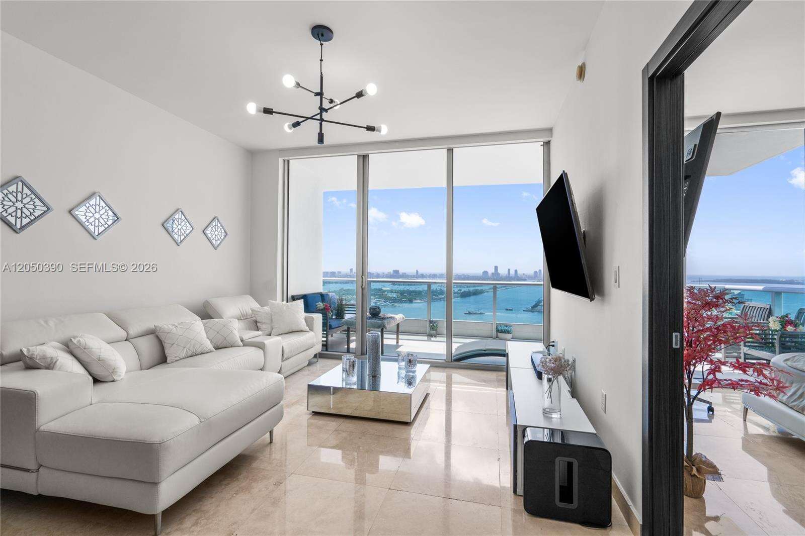 900 Biscayne at 900 Biscayne Blvd, Miami, FL 33132 - For Rent photo 36