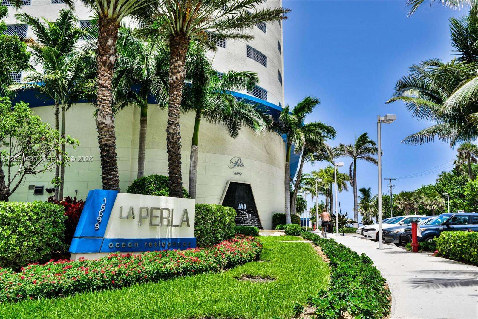 La Perla at 16699 Collins Ave, Sunny Isles Beach, FL 33160 - For Rent photo 1