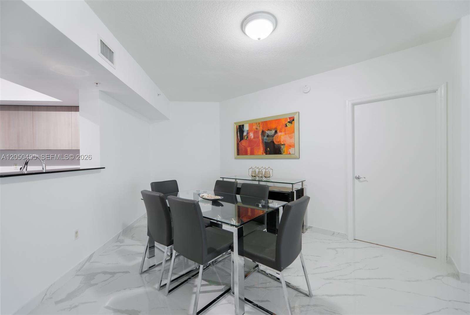 La Perla at 16699 Collins Ave, Sunny Isles Beach, FL 33160 - For Rent photo 7