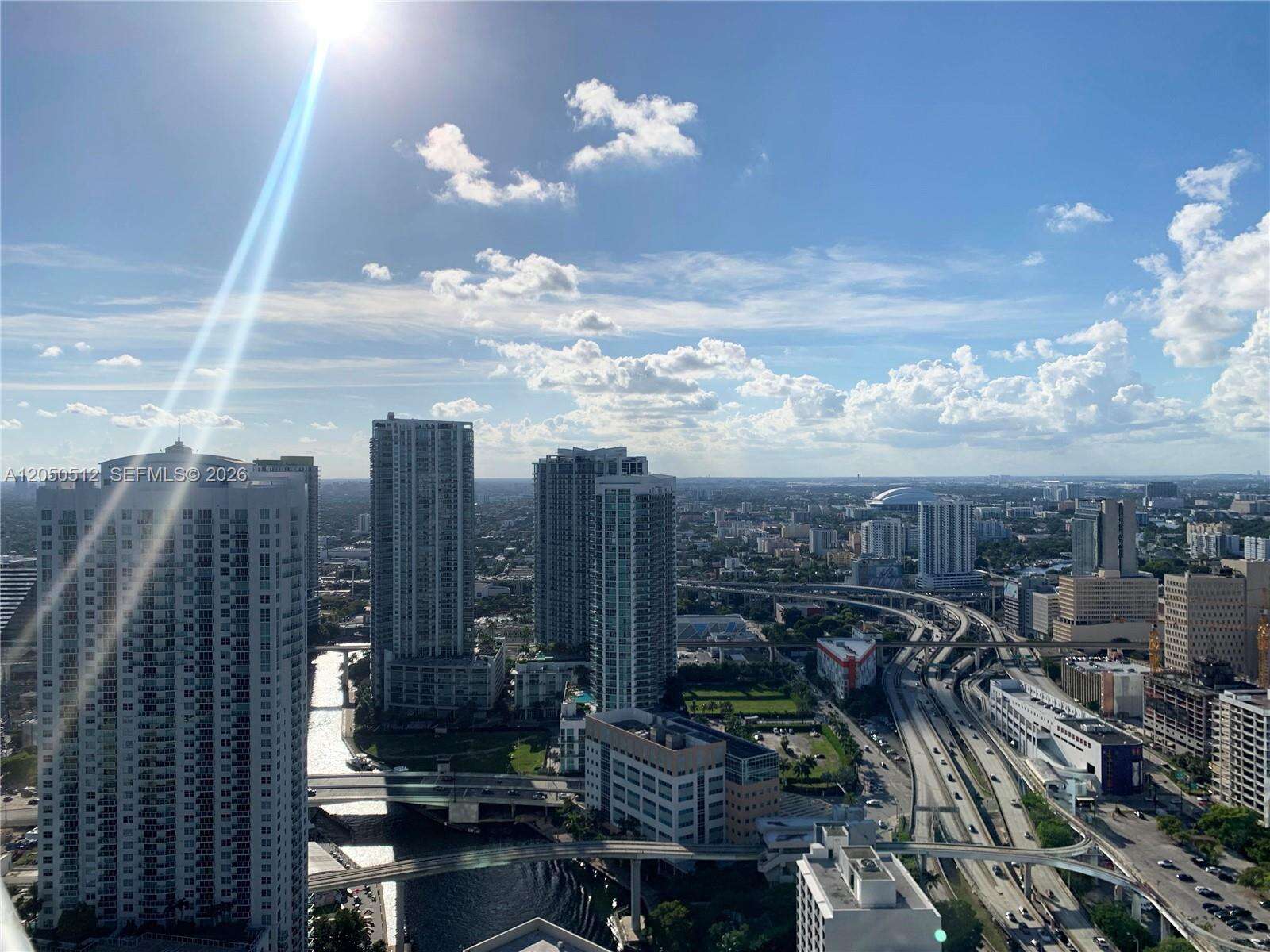 Epic Residences at 200 Biscayne Blvd Way, Miami, FL 33131 - For Rent photo 1