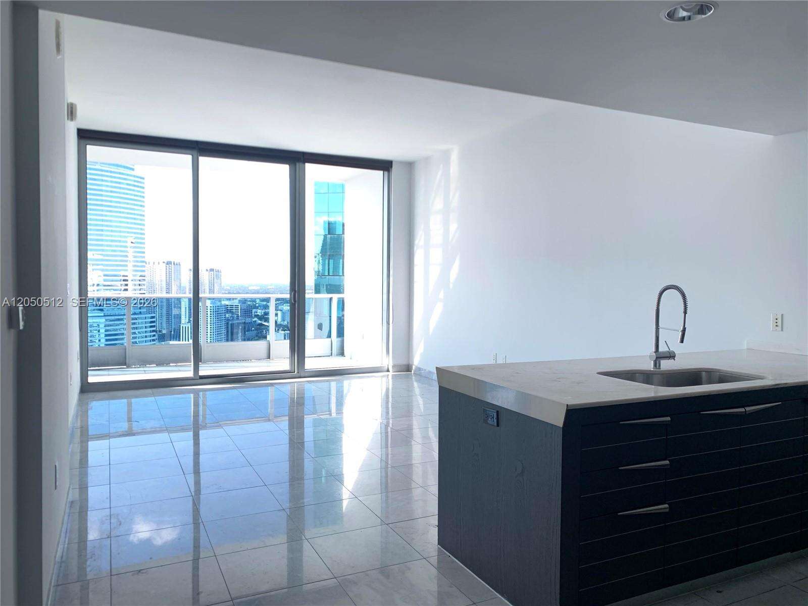 Epic Residences at 200 Biscayne Blvd Way, Miami, FL 33131 - For Rent photo 3