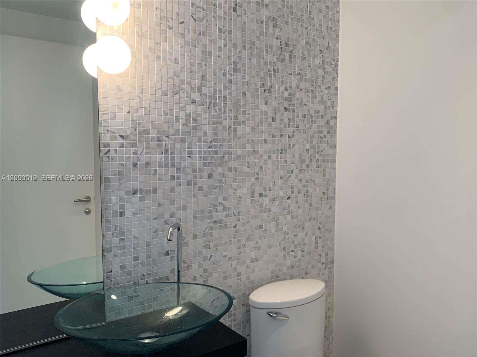 Epic Residences at 200 Biscayne Blvd Way, Miami, FL 33131 - For Rent photo 8