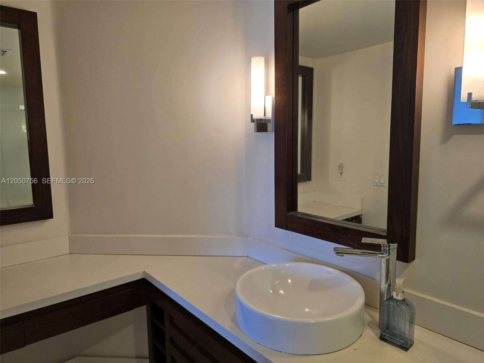 The Yacht Club At Aventura at 19999 Country Club Dr, Aventura, FL 33180 - For Rent photo 17