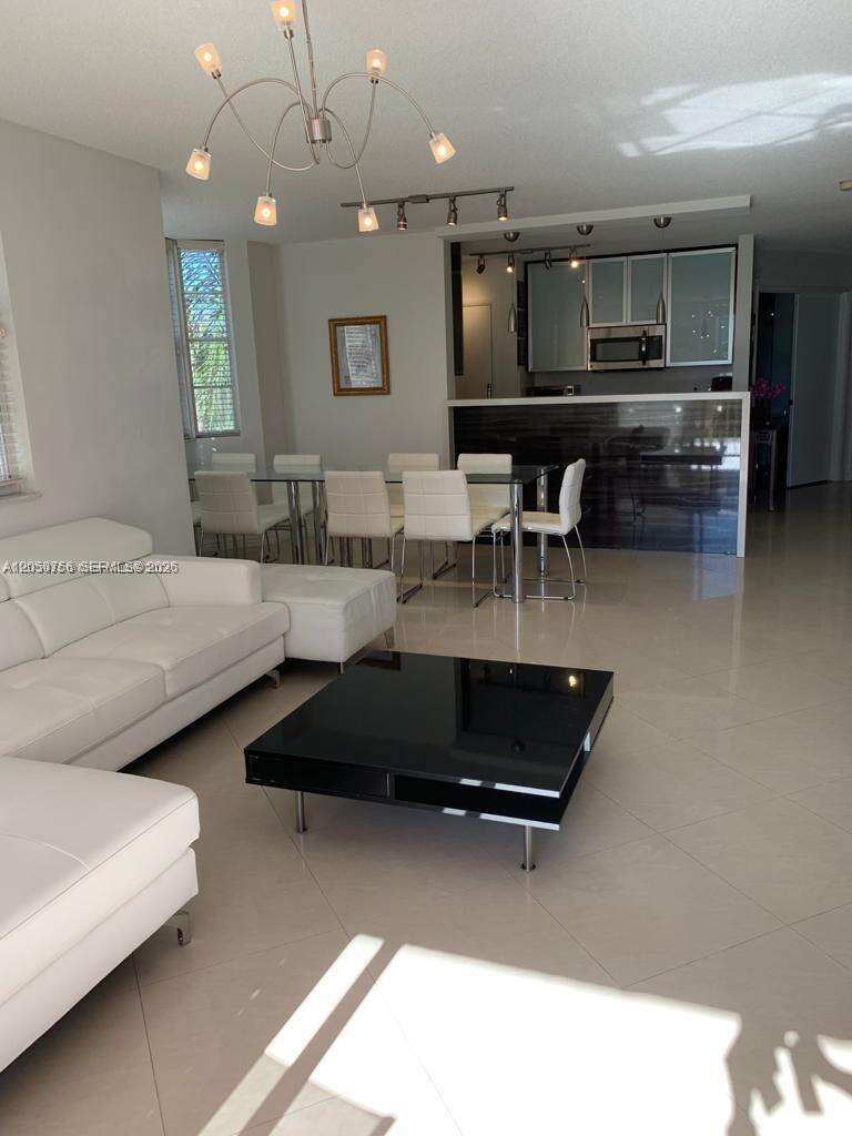 The Yacht Club At Aventura at 19999 Country Club Dr, Aventura, FL 33180 - For Rent photo 34