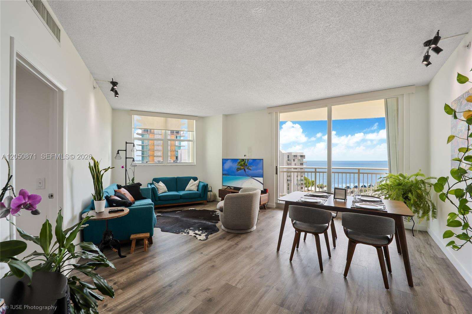 The Metropolitan at 2475 Brickell Ave, Miami, FL 33129 - For Rent photo 3