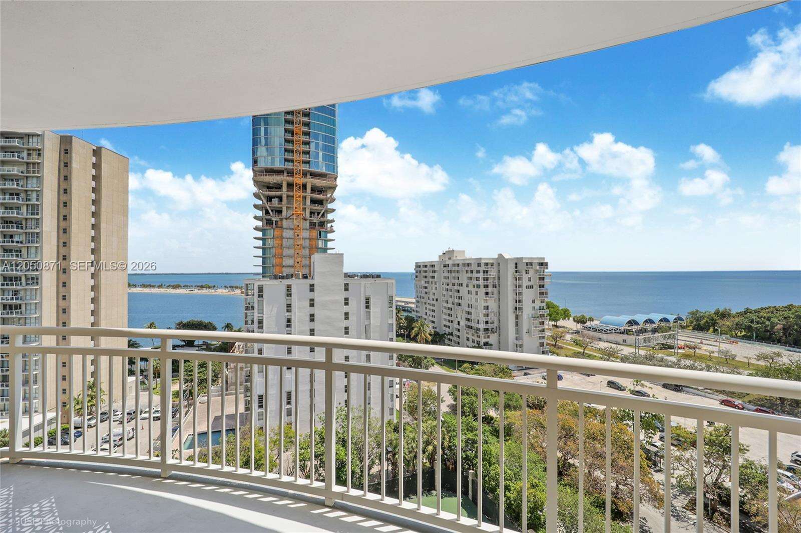 The Metropolitan at 2475 Brickell Ave, Miami, FL 33129 - For Rent photo 4