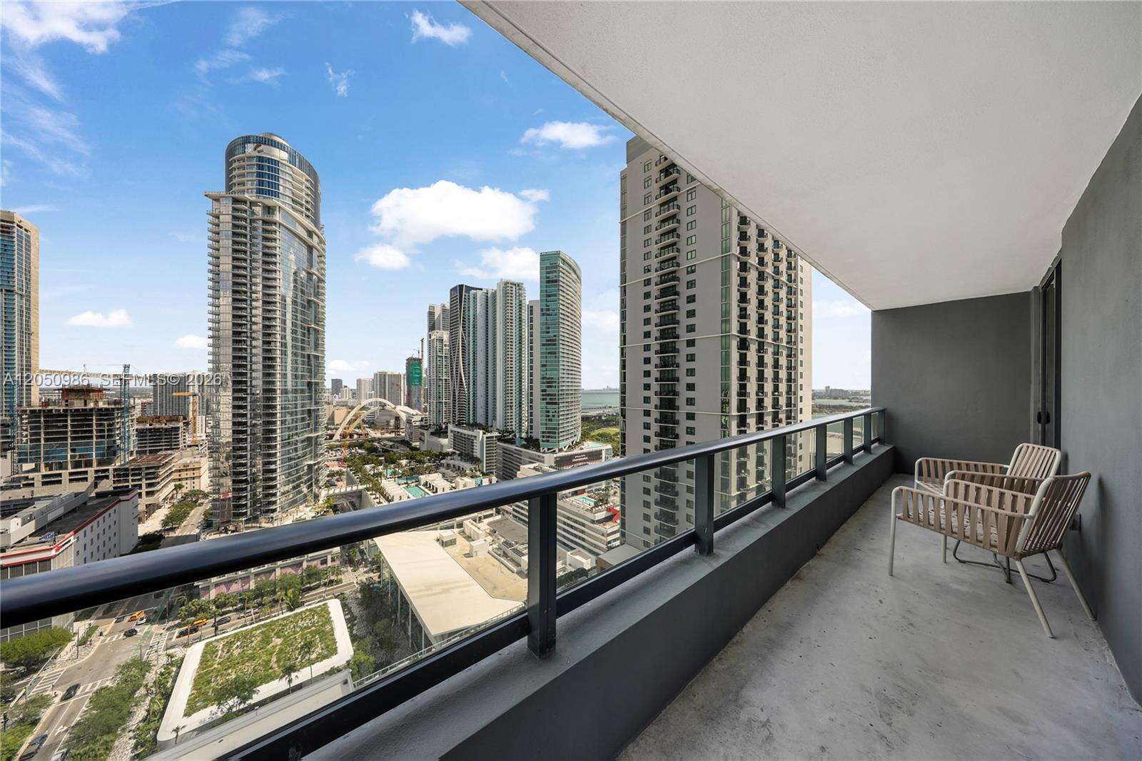 Natiivo | Gale Miami at 159 6 St, Miami, FL 33132 - For Rent photo 14