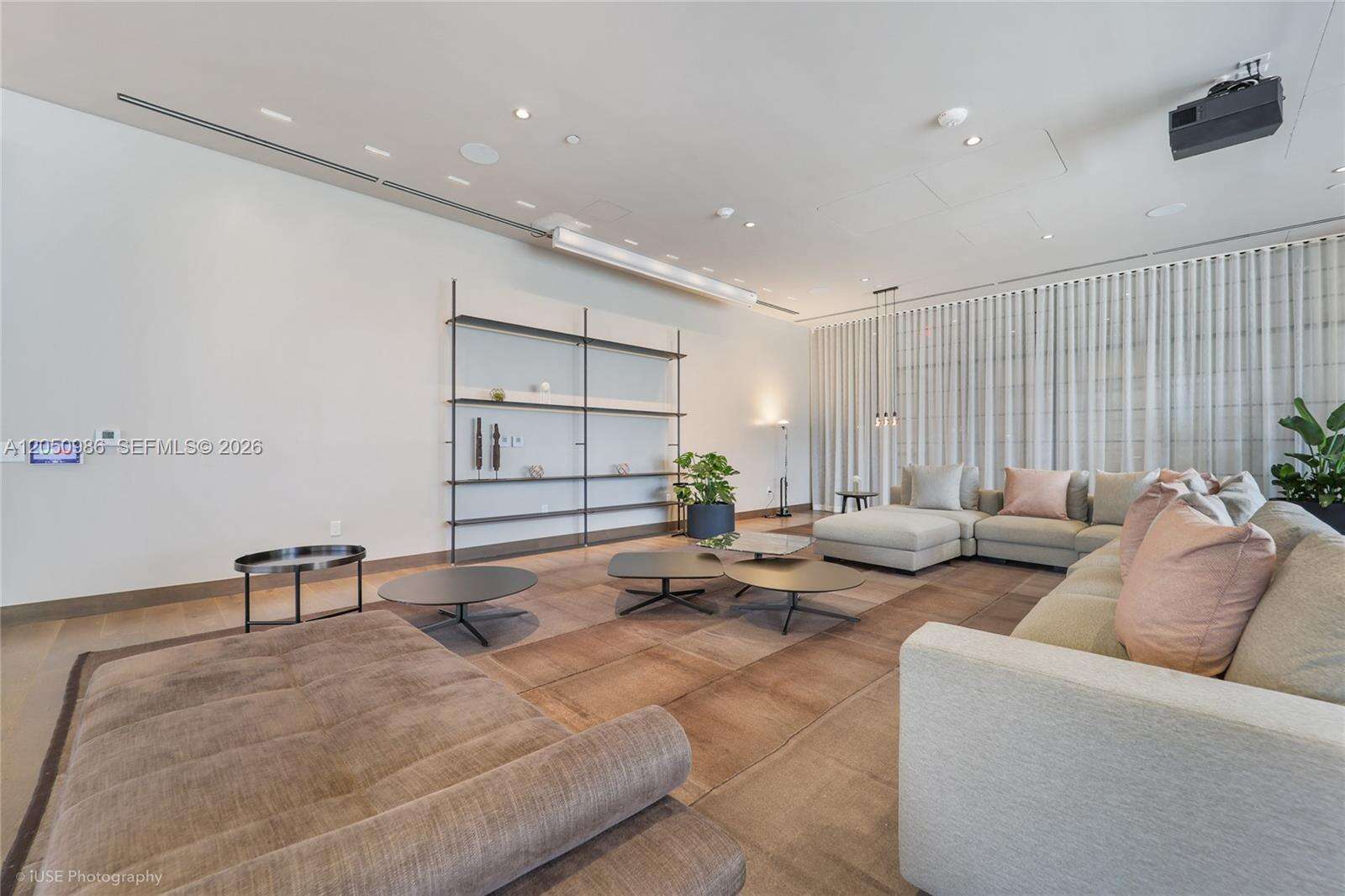 Natiivo | Gale Miami at 159 6 St, Miami, FL 33132 - For Rent photo 25