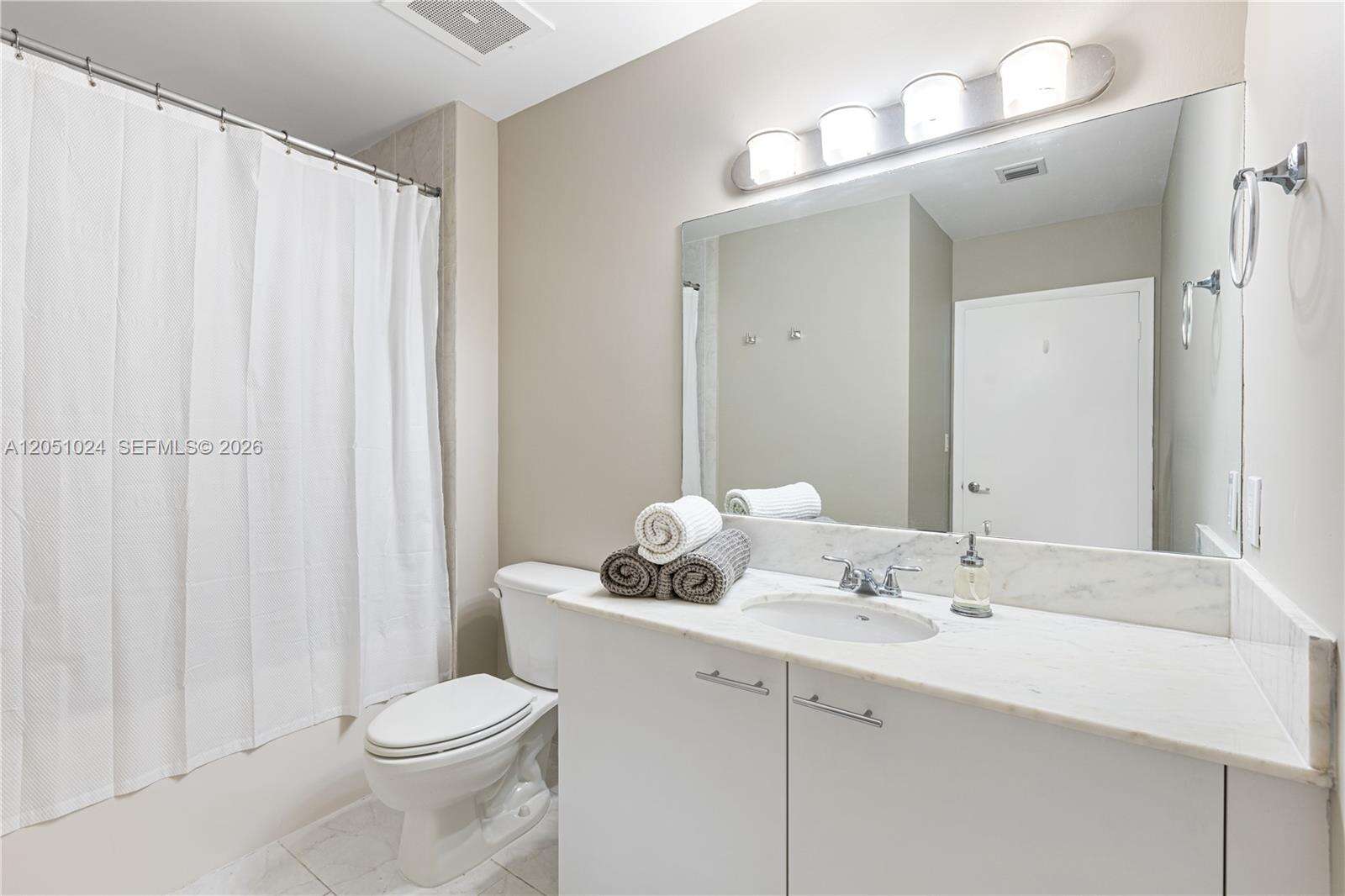 The Loft 2 at 133 2 Ave, Miami, FL 33132 - For Rent photo 11