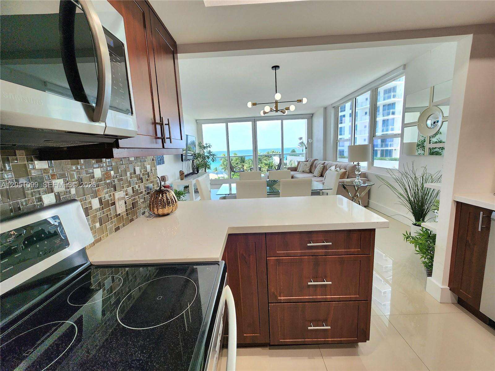Alexander Towers at 3505 Ocean Dr, Hollywood, FL 33019 - For Rent photo 11