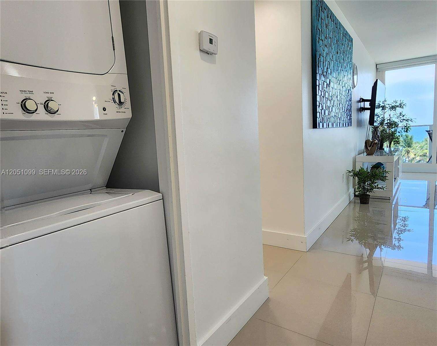 Alexander Towers at 3505 Ocean Dr, Hollywood, FL 33019 - For Rent photo 16
