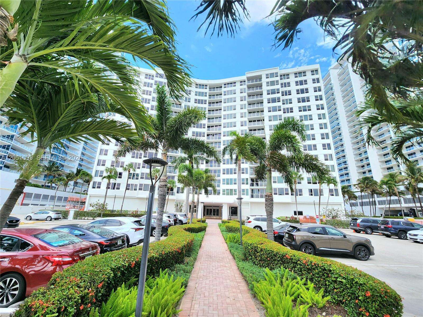 Alexander Towers at 3505 Ocean Dr, Hollywood, FL 33019 - For Rent photo 26