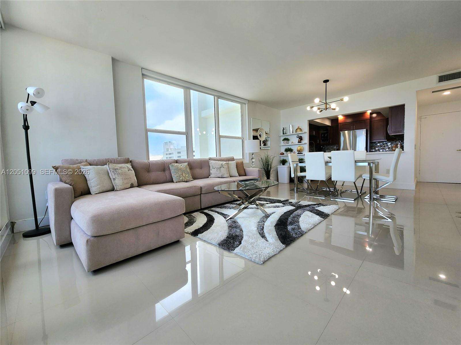 Alexander Towers at 3505 Ocean Dr, Hollywood, FL 33019 - For Rent photo 5