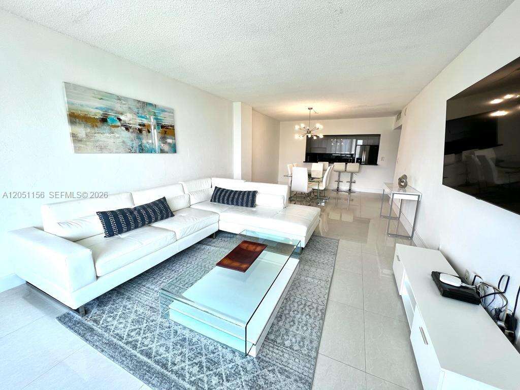 Ocean Reserve at 19370 Collins Ave, Sunny Isles Beach, FL 33160 - For Rent photo 2