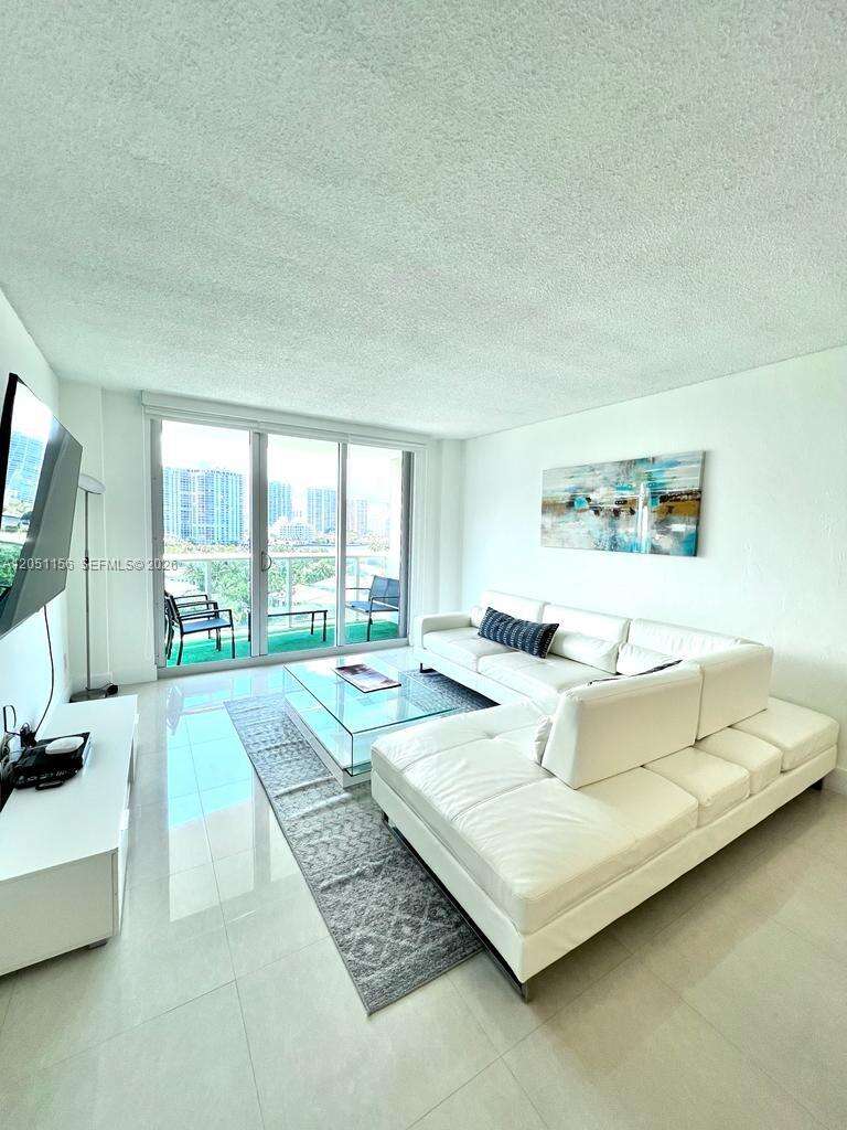 Ocean Reserve at 19370 Collins Ave, Sunny Isles Beach, FL 33160 - For Rent photo 3