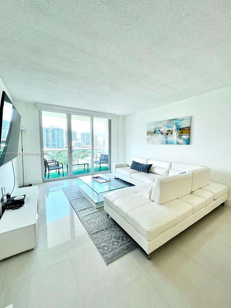 Ocean Reserve at 19370 Collins Ave, Sunny Isles Beach, FL 33160 - For Rent photo 6
