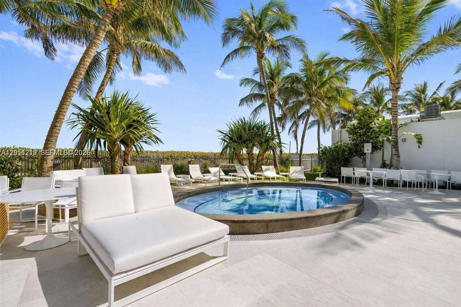 Akoya at 6365 Collins Ave, Miami Beach, FL 33141 - For Rent photo 12