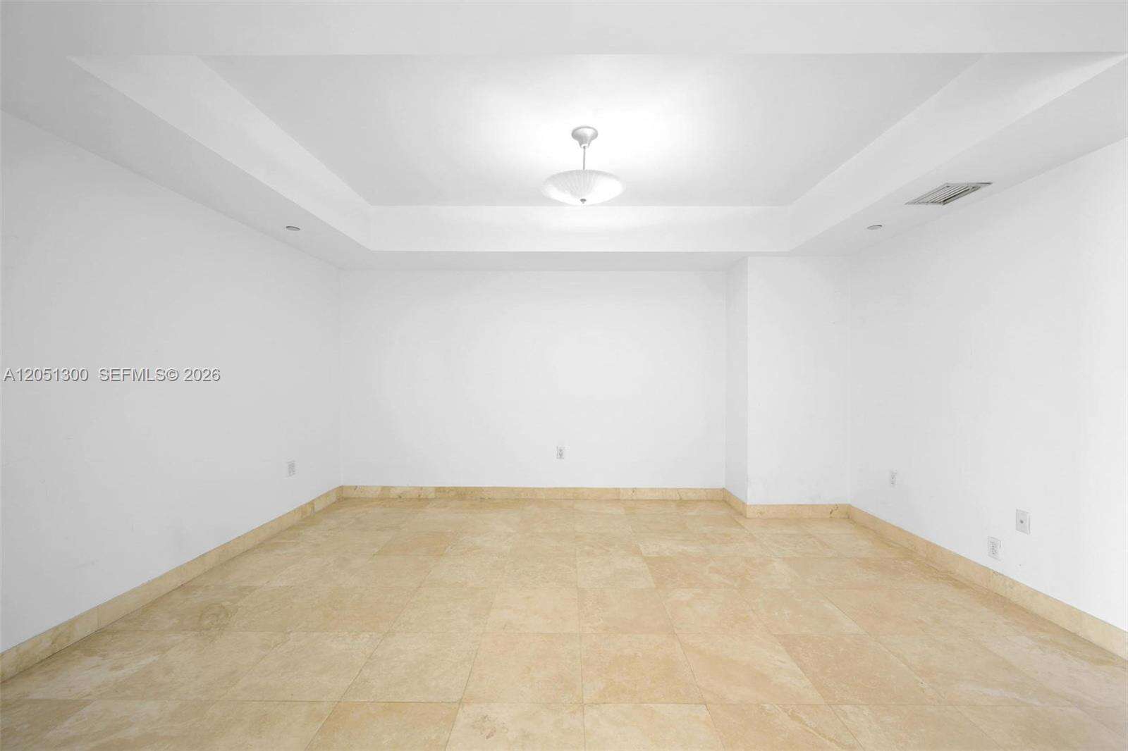 Hamptons South at 20201 Country Club Dr, Aventura, FL 33180 - For Rent photo 12