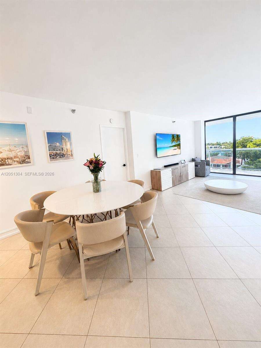 Waterview at 20505 Country Club Dr, Aventura, FL 33180 - For Rent photo 3