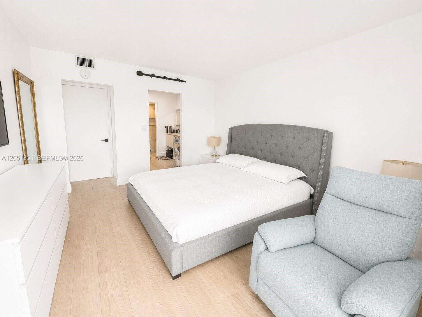 Waterview at 20505 Country Club Dr, Aventura, FL 33180 - For Rent photo 10