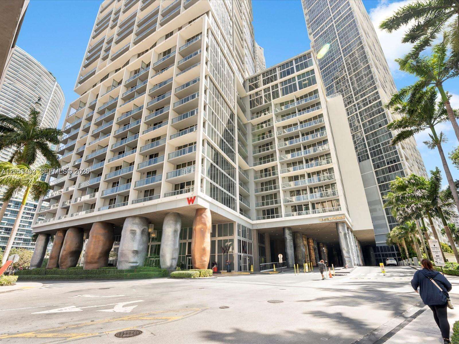 Icon Brickell 2 at 495 Brickell Ave, Miami, FL 33131 - For Rent photo 2