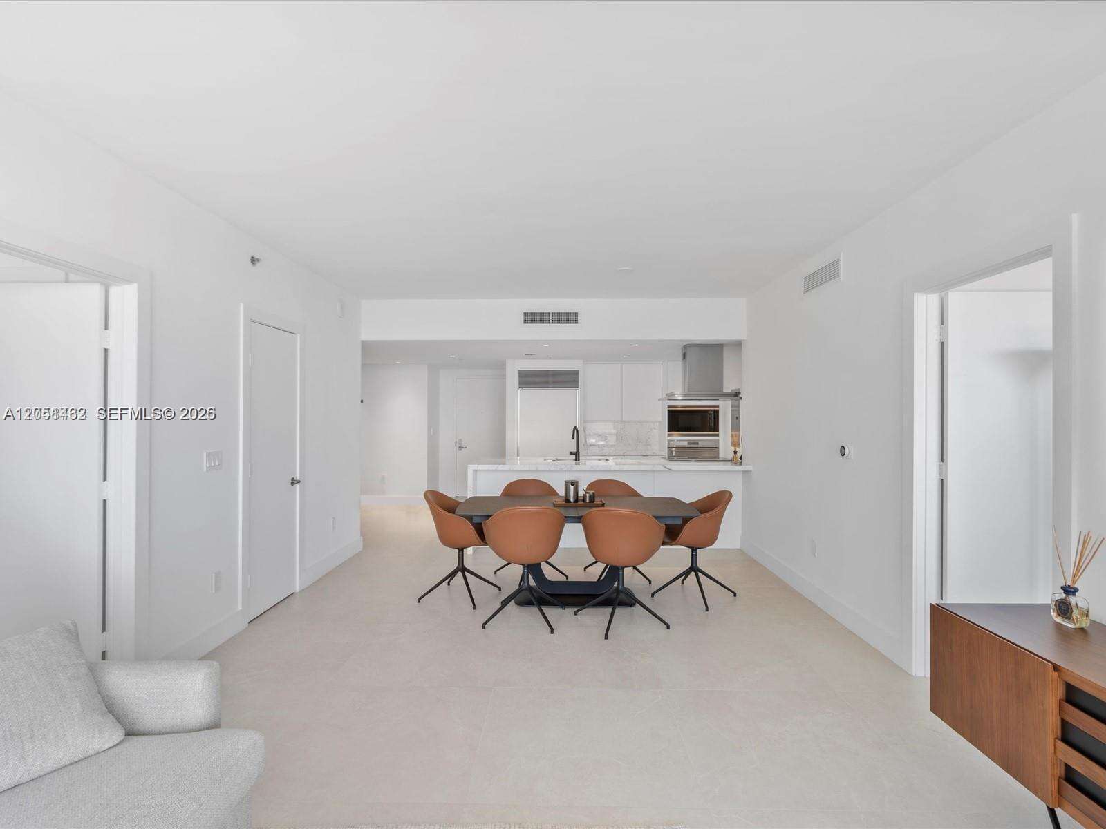 Icon Brickell 2 at 495 Brickell Ave, Miami, FL 33131 - For Rent photo 14