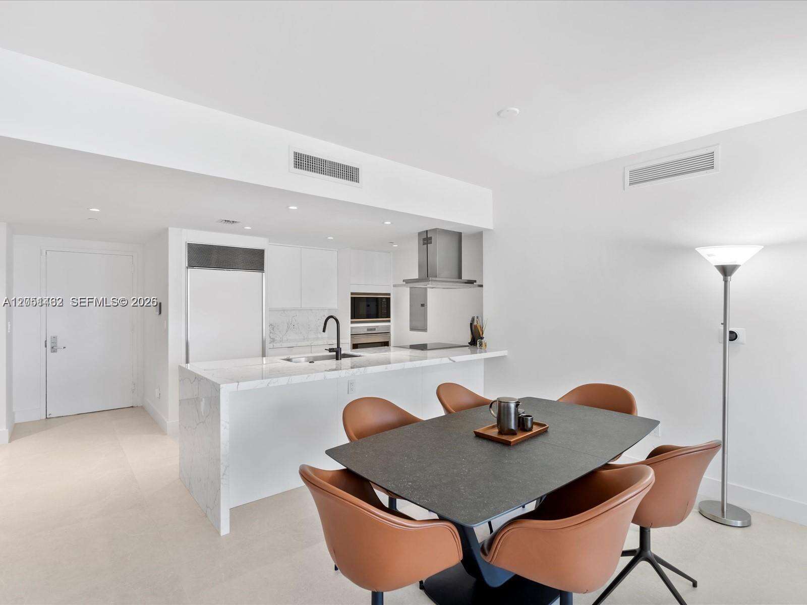 Icon Brickell 2 at 495 Brickell Ave, Miami, FL 33131 - For Rent photo 15