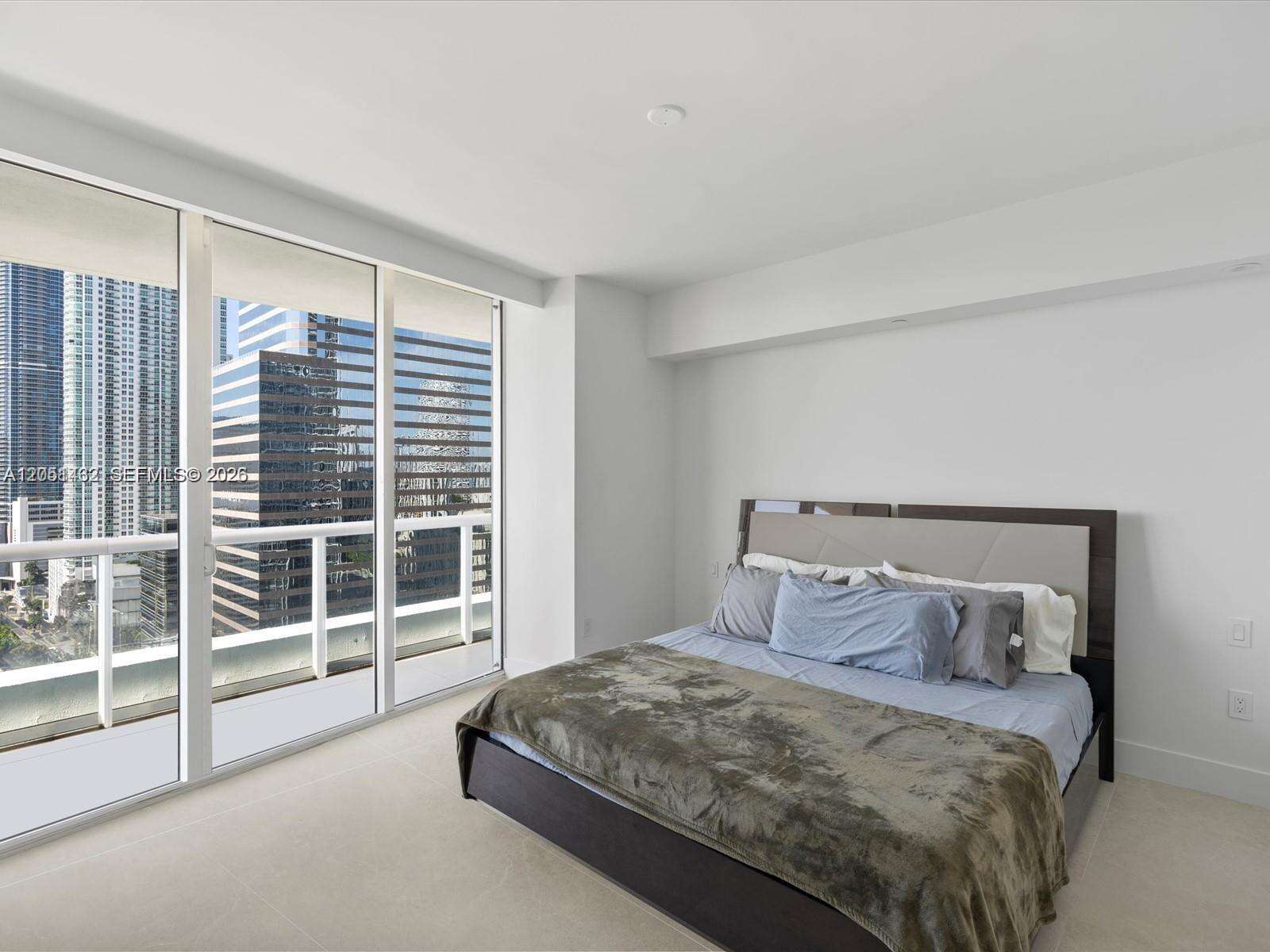 Icon Brickell 2 at 495 Brickell Ave, Miami, FL 33131 - For Rent photo 22