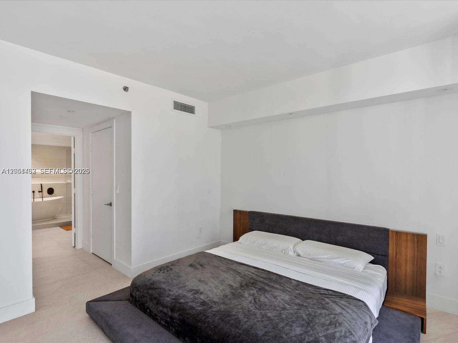 Icon Brickell 2 at 495 Brickell Ave, Miami, FL 33131 - For Rent photo 24
