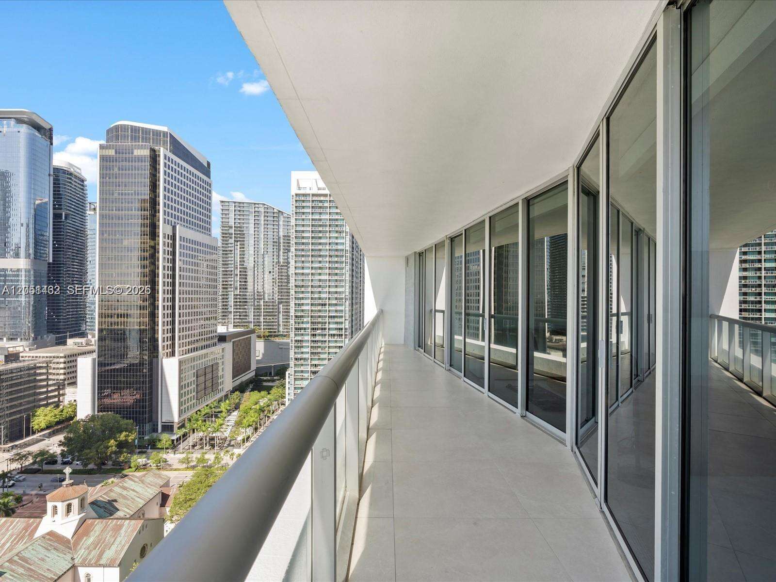 Icon Brickell 2 at 495 Brickell Ave, Miami, FL 33131 - For Rent photo 32